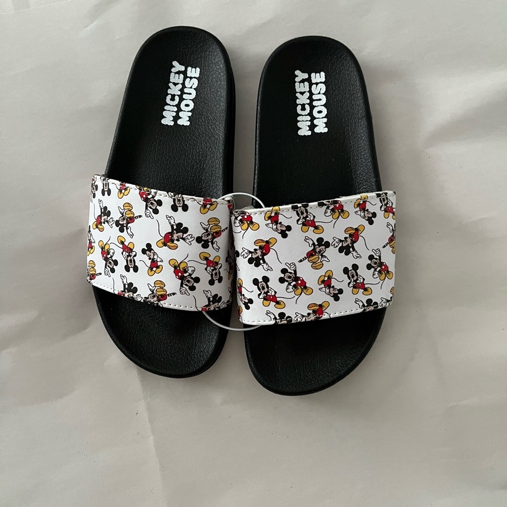 Disney Black and White Sandals Flip Flops with Open Toe‎ Design